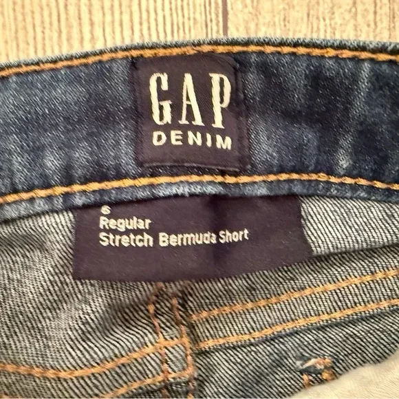 GAP Blue Jeans regular stretch Bermuda shorts /size 6 - Picture 7 of 9